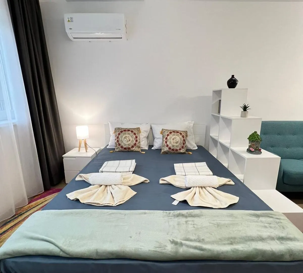 Santorini Modern And Cosy Apt Near Unss And Nsa W Wifi Sofia